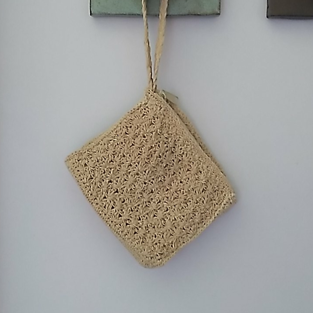 Wristlet